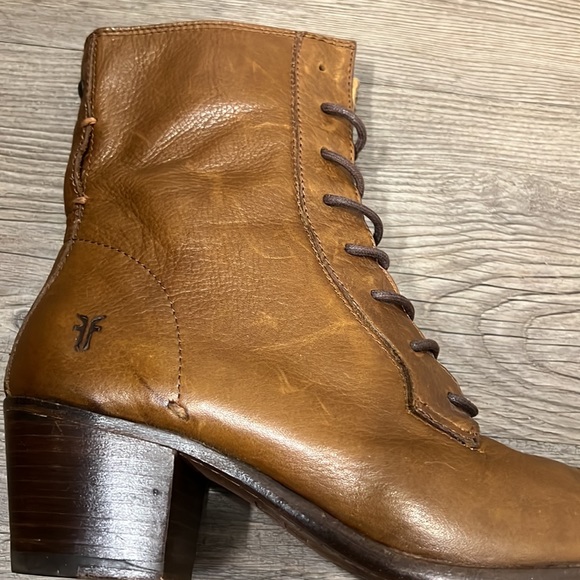 Frye Courtney Brown Leather Lace Up Vintage Low Heeled Everyday Ankle Booties - Picture 5 of 12